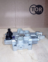 9 Многопутевой гидрораспределитель с рычагами управления для штабелёра CPD15R (Multiway valve) 9 Многопутевой гидрораспределитель с рычагами управления для штабелёра CPD15R (Multiway valve)